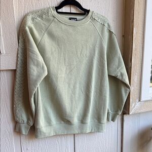 Green Lace-Trimmed Sweatshirt